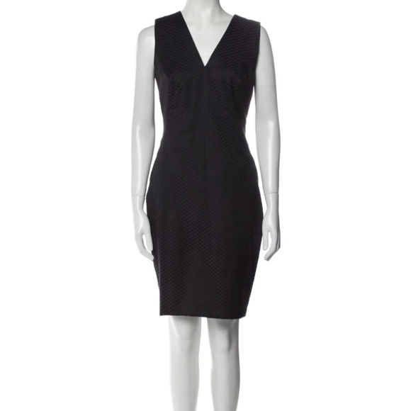 Ted Baker London Dresses & Skirts - Ted BakerV-Neck Knee-Length